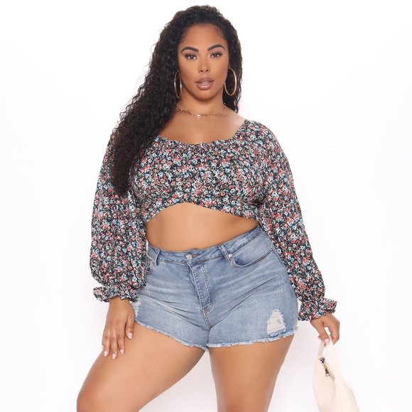 Steal The Attention Floral Crop Top - Black/combo - Picture 1 of 5